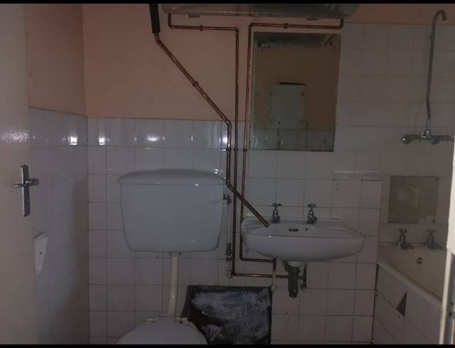 0.5 BEDROOM FLAT FOR SALE IN DURBAN CENTRAL
